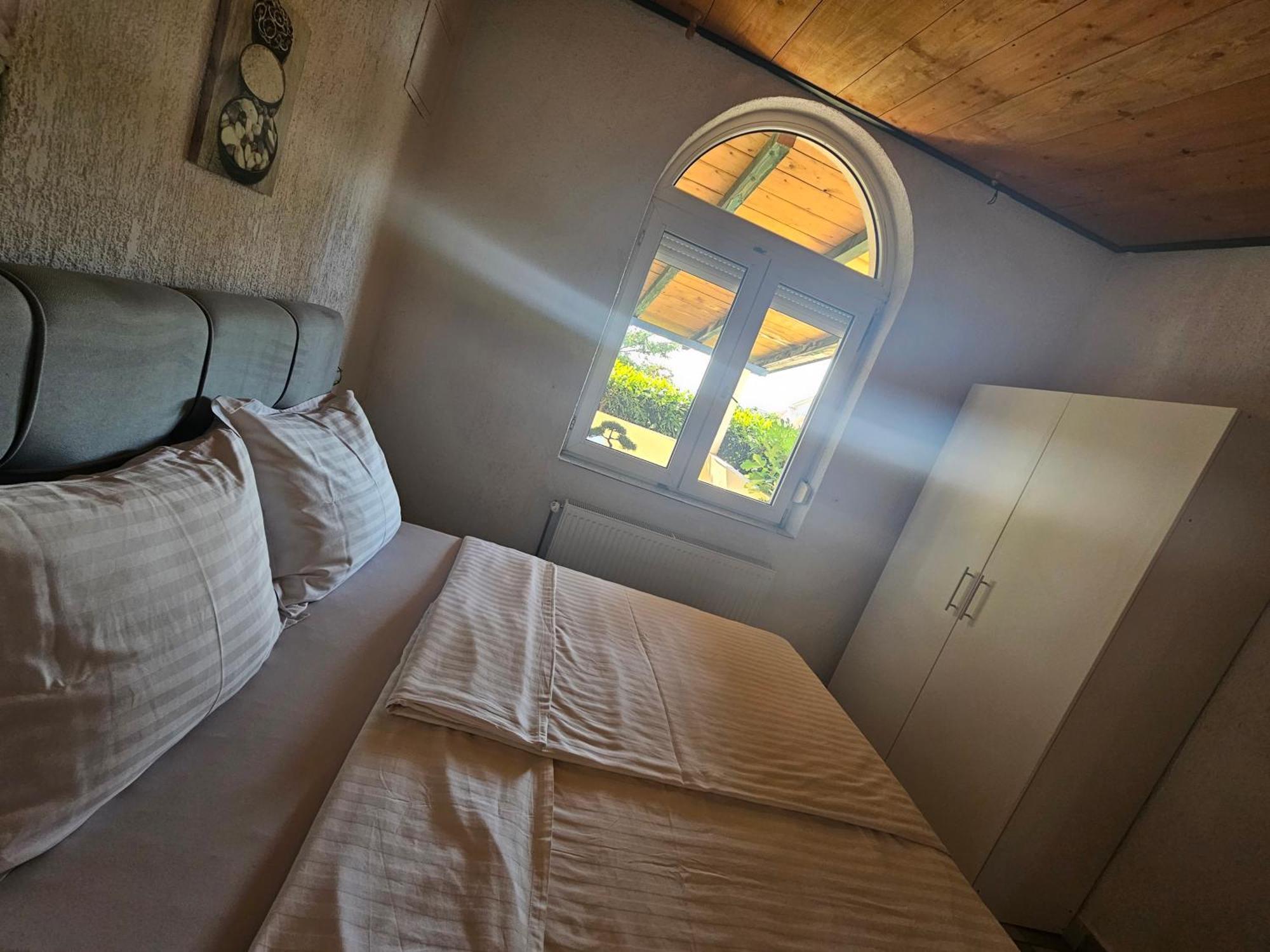 Apartmani Sanja Klenovica Εξωτερικό φωτογραφία